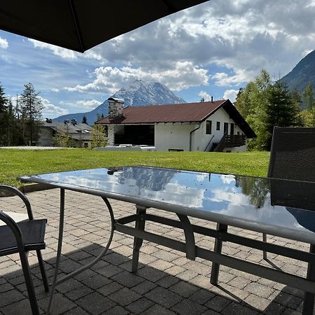 Alpenmond Appartment Halbmond Лойташ Екстериор снимка