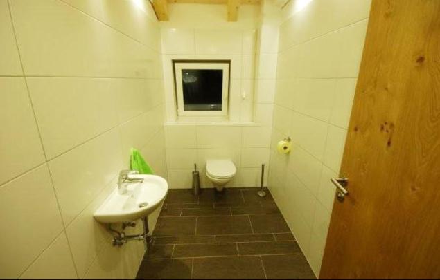 Alpenmond Appartment Halbmond Лойташ Екстериор снимка