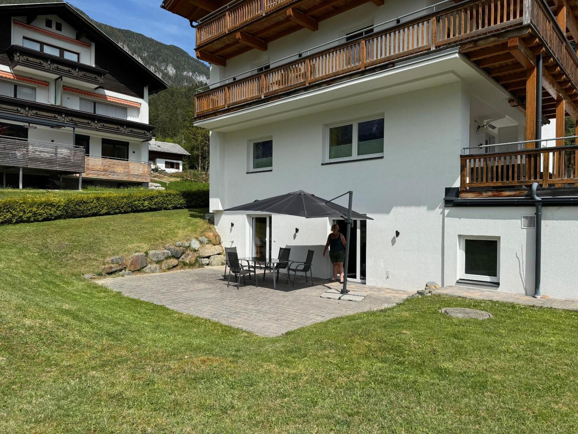 Alpenmond Appartment Halbmond Лойташ Екстериор снимка